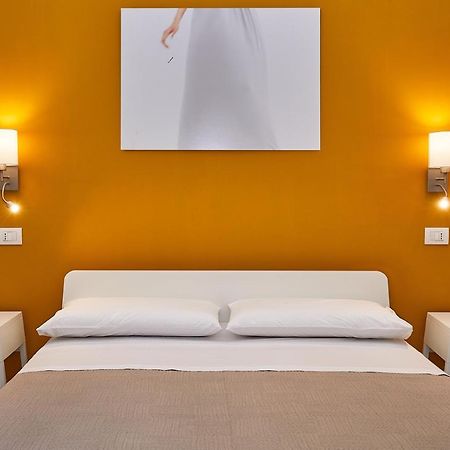 Donna Teresa Guest House Lecce Buitenkant foto