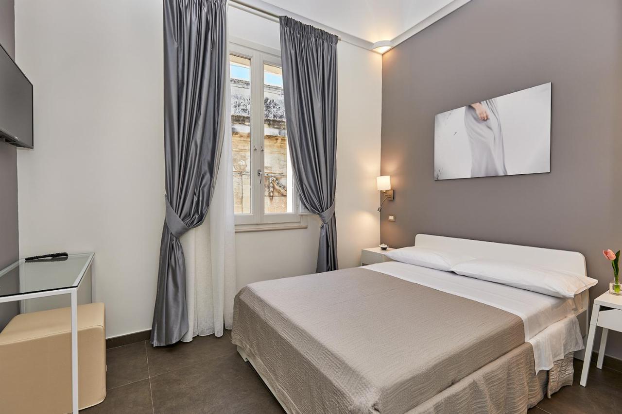 Donna Teresa Guest House Lecce Buitenkant foto