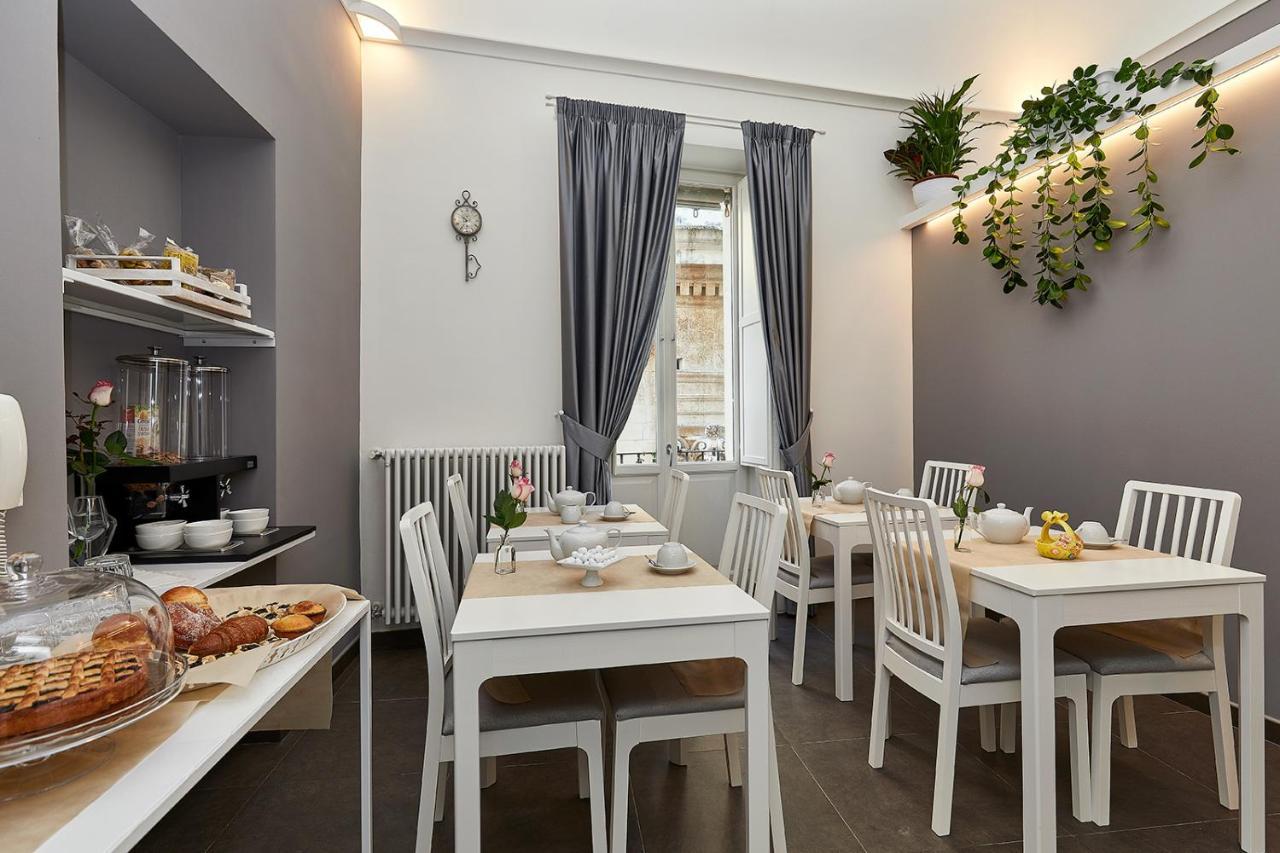 Donna Teresa Guest House Lecce Buitenkant foto