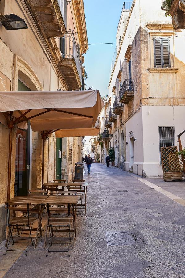 Donna Teresa Guest House Lecce Buitenkant foto