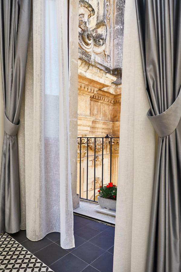 Donna Teresa Guest House Lecce Buitenkant foto